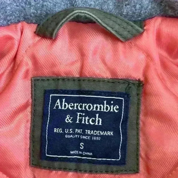 Abercrombie & Fitch Womens Olive Faux Fur Hooded Parka Military Jacket Small - Picture 4 of 12